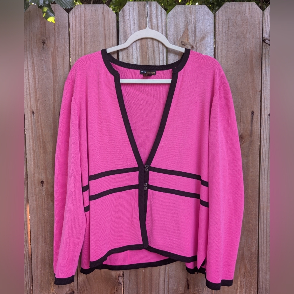 Grace Dane Lewis Woman 1X Barbie Hot Pink Cardigan Sweater Black Accents